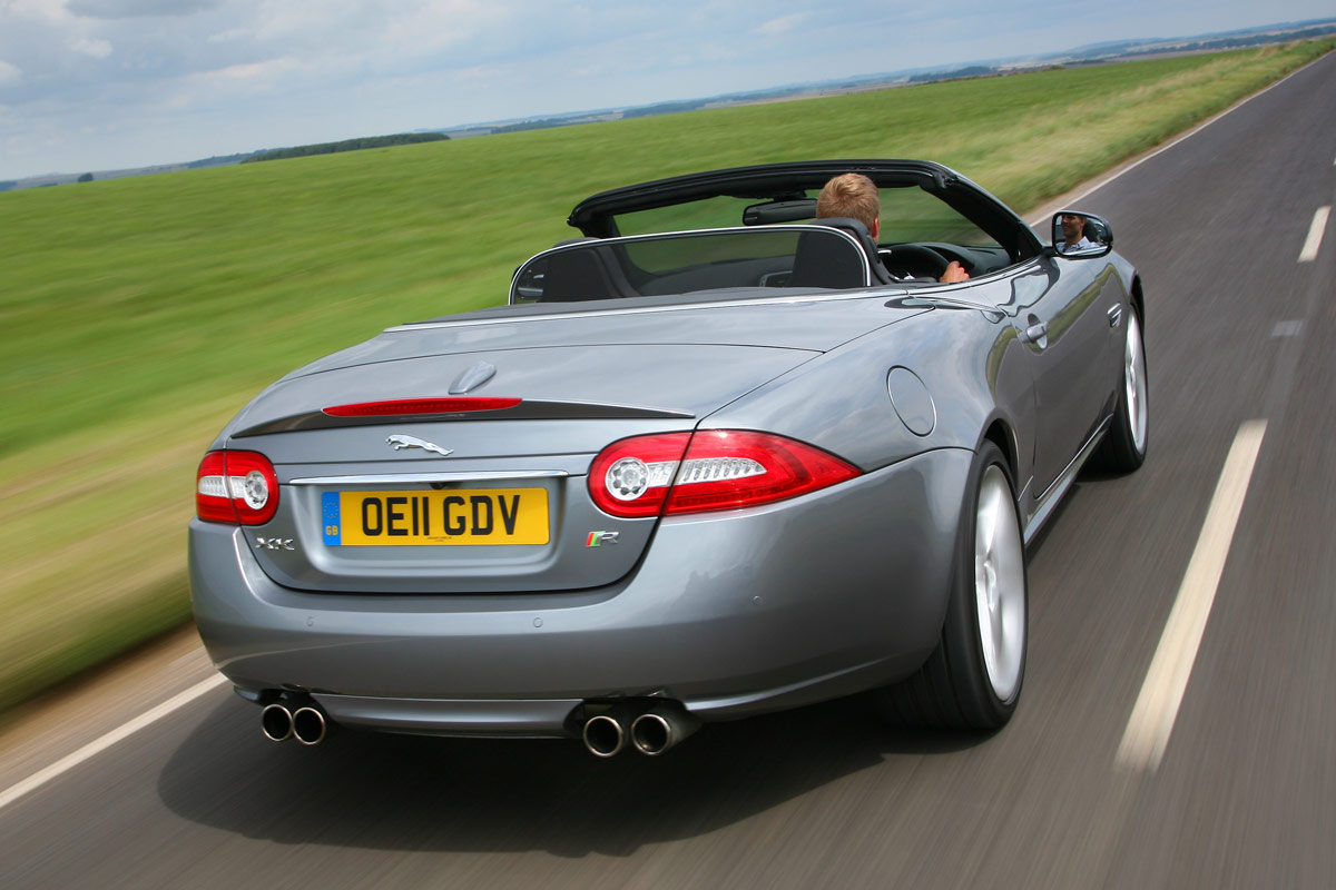 Jaguar XKR Convertible rear tracking