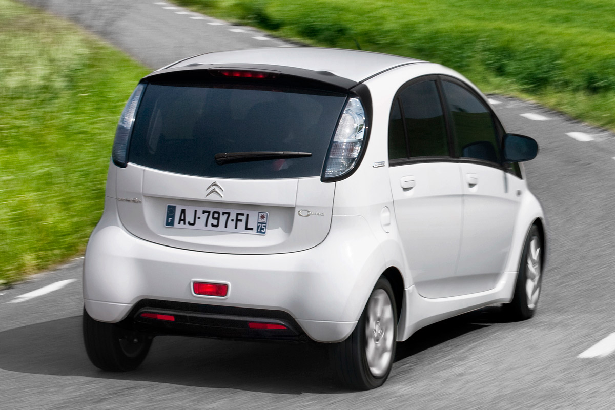 Citroen C-Zero rear tracking