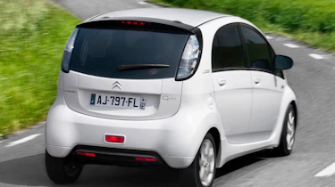 Citroen C-Zero rear tracking