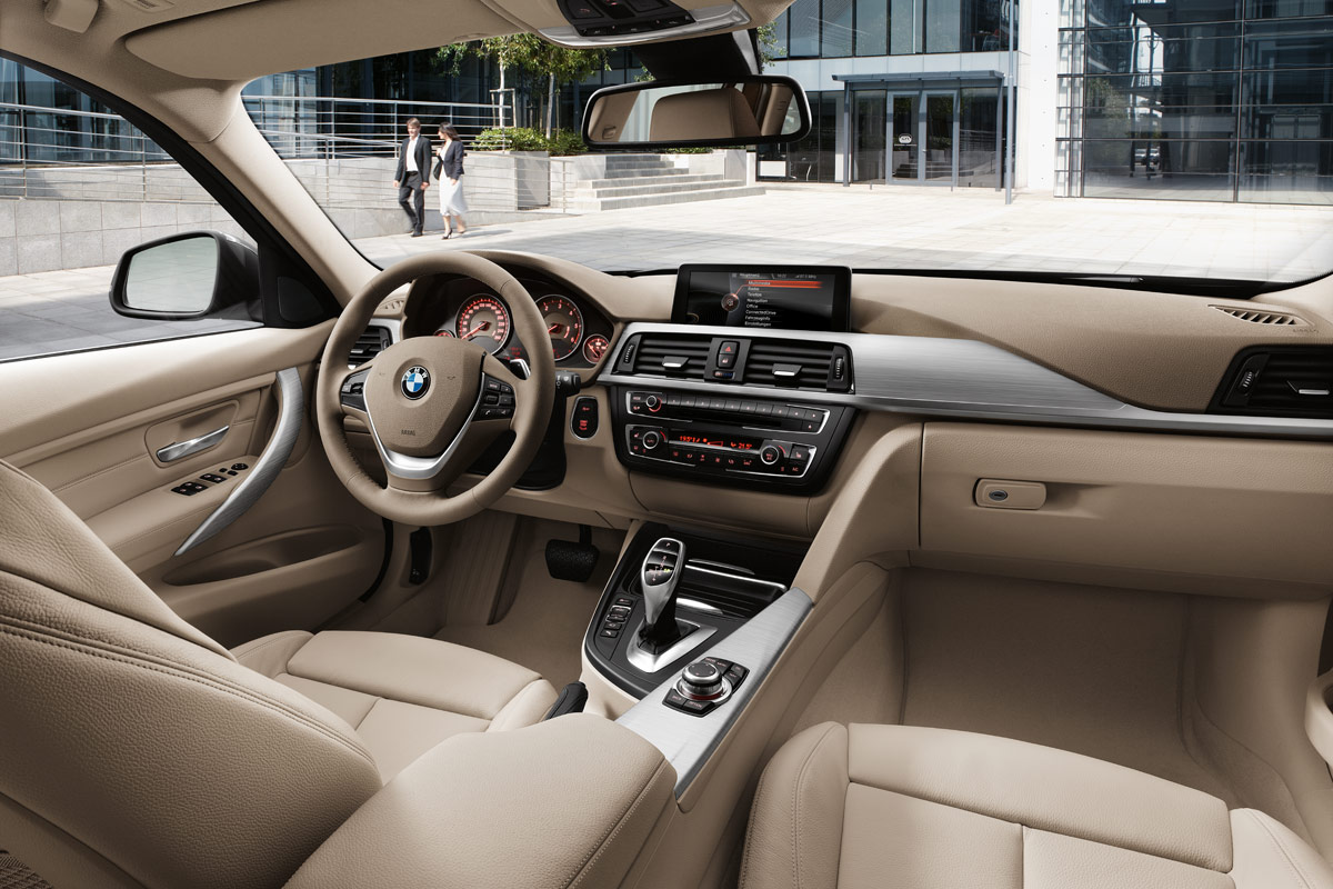 BMW 3 Series Touring dash