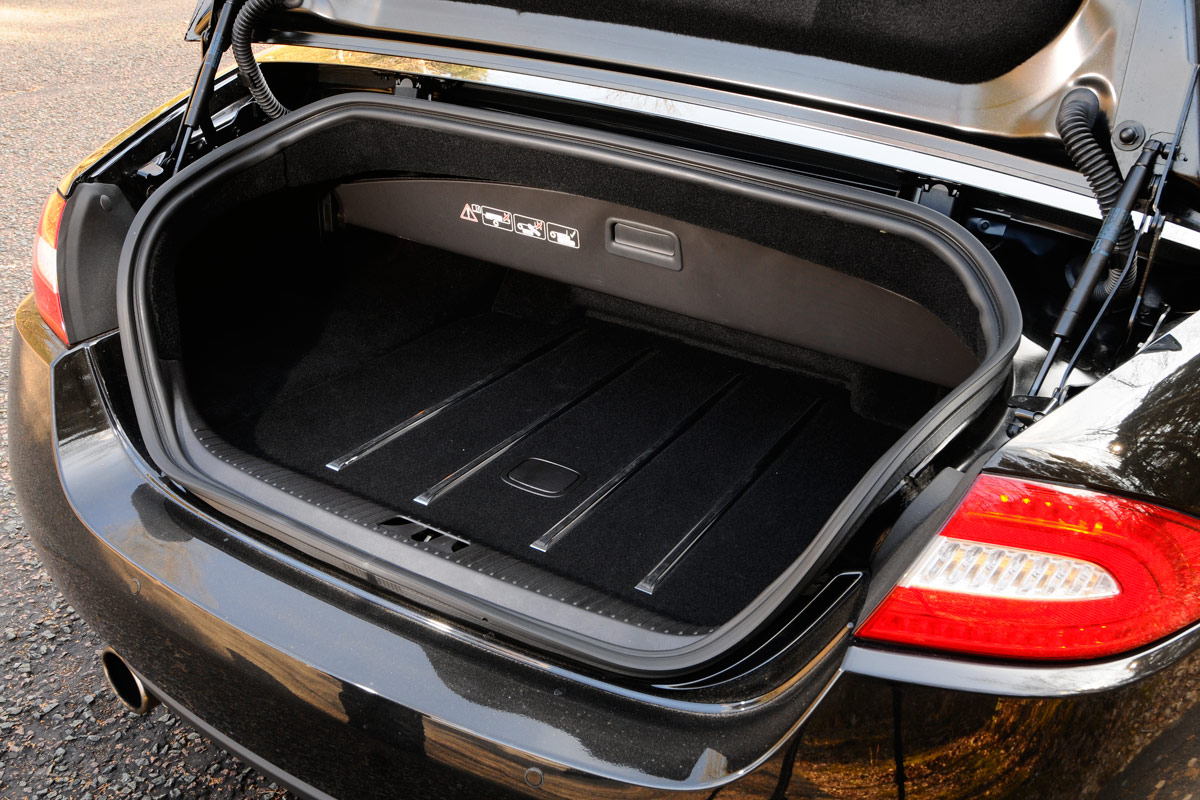 Jaguar XK Convertible boot