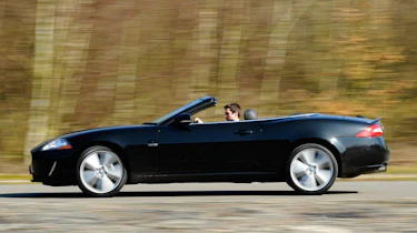 Jaguar XK Convertible panning