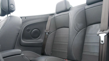 Renault Megane CC rear seats