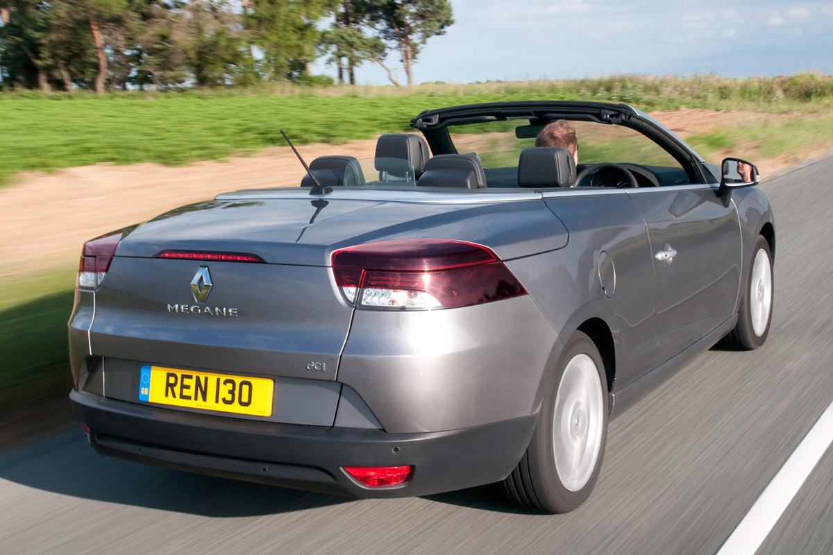 Renault Megane CC rear tracking
