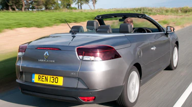 Renault Megane CC rear tracking
