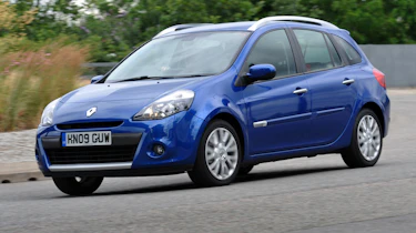 Renault Clio Sport Tourer front