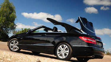 Mercedes E-Class Cabriolet roof mechanism