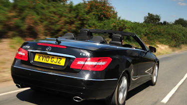 Mercedes E-Class Cabriolet rear tracking