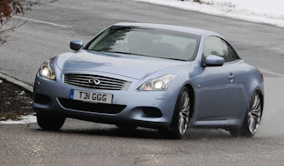 Infiniti G37 front cornering