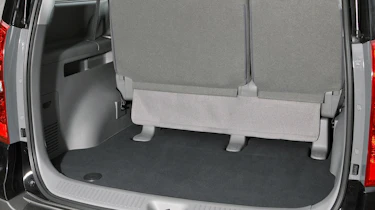 Hyundai i800 boot
