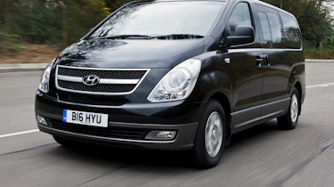 Hyundai i800 front tracking