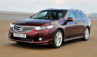 Honda Accord Tourer front tracking