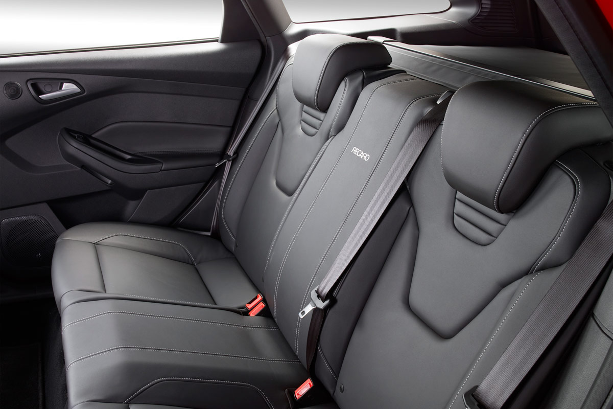 Ford Focus ST Estate rear seats