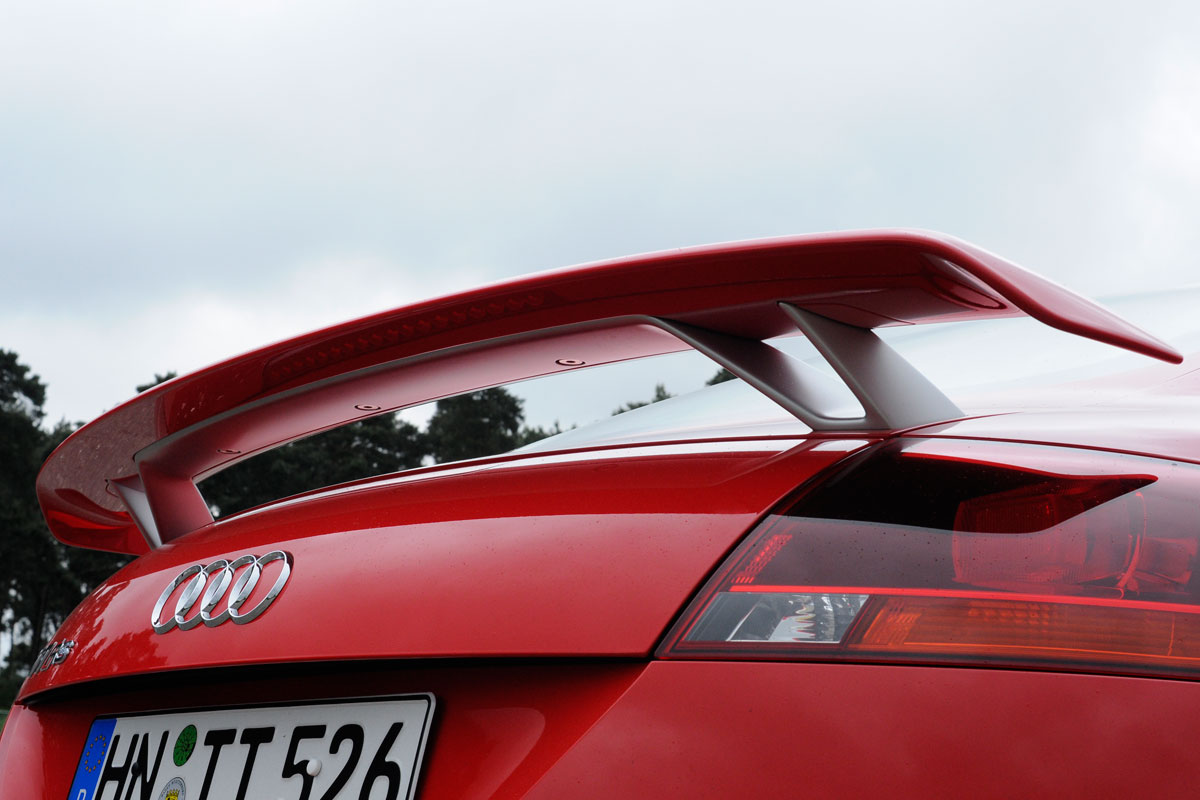Audi TT RS spoiler
