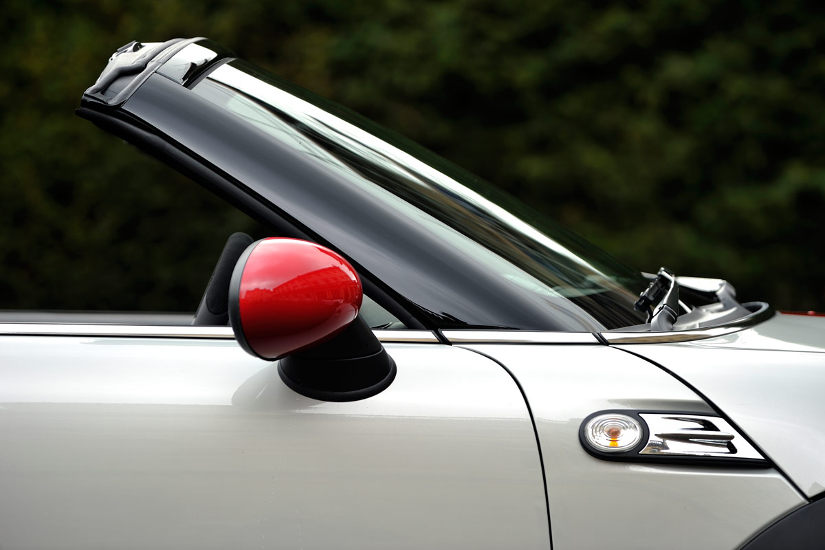 MINI JCW Roadster detail