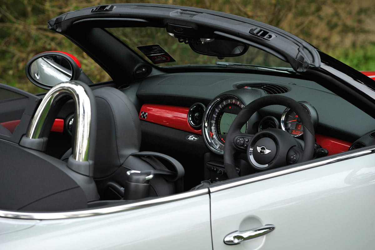 MINI JCW Roadster interior