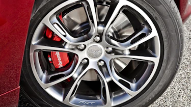 Jeep Grand Cherokee SRT wheel