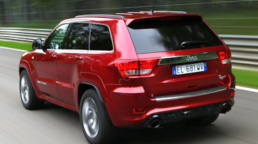Jeep Grand Cherokee SRT rear tracking