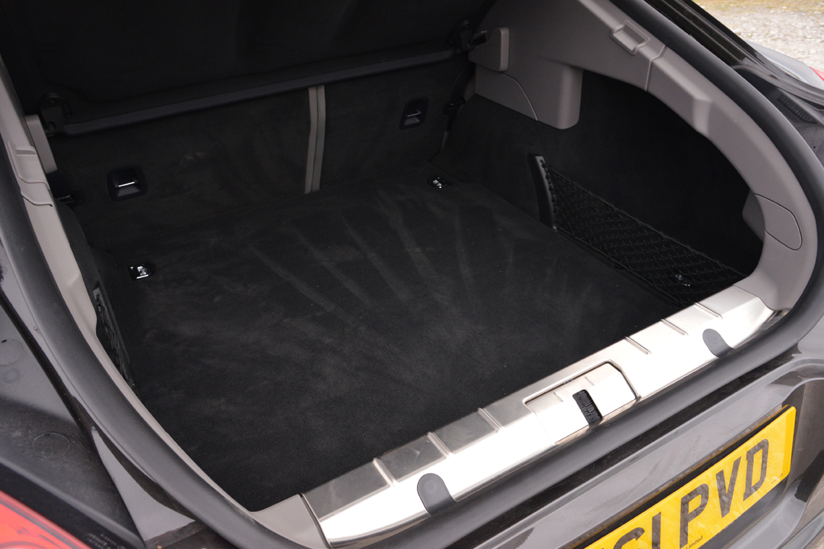 Porsche Panamera boot