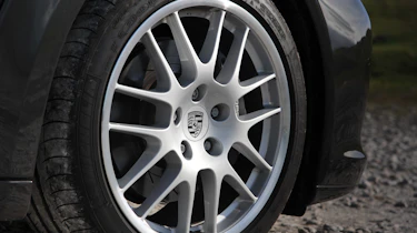 Porsche Panamera wheel