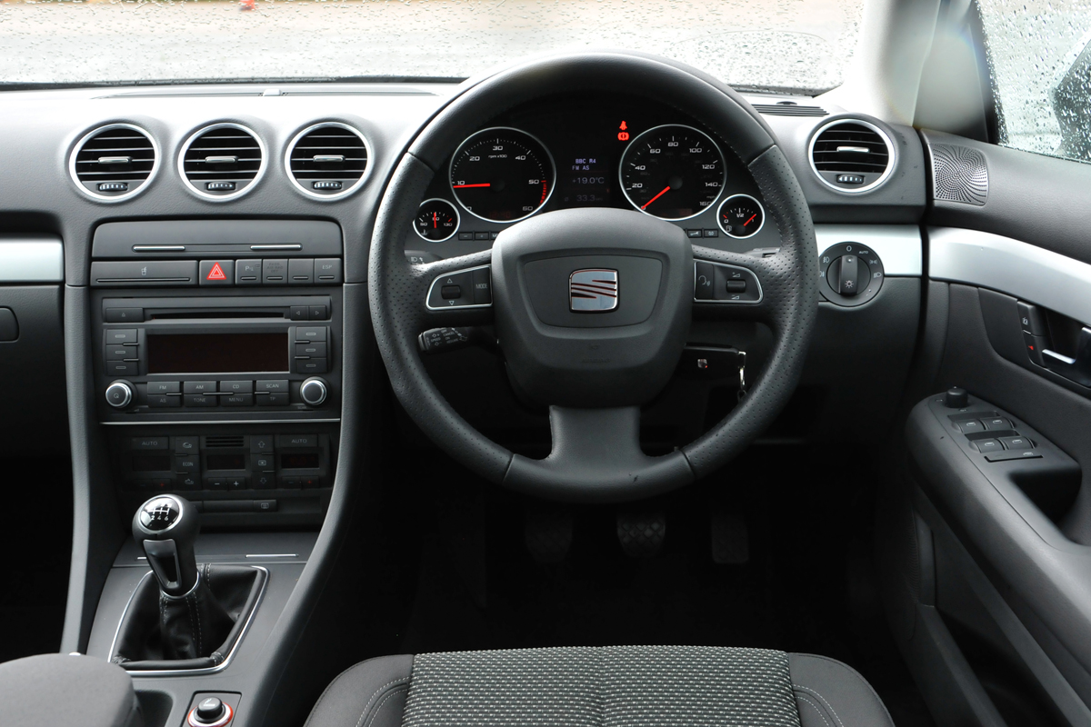 SEAT Exeo ST dash