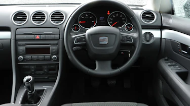 SEAT Exeo ST dash