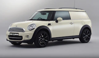 MINI Clubvan front three-quarters