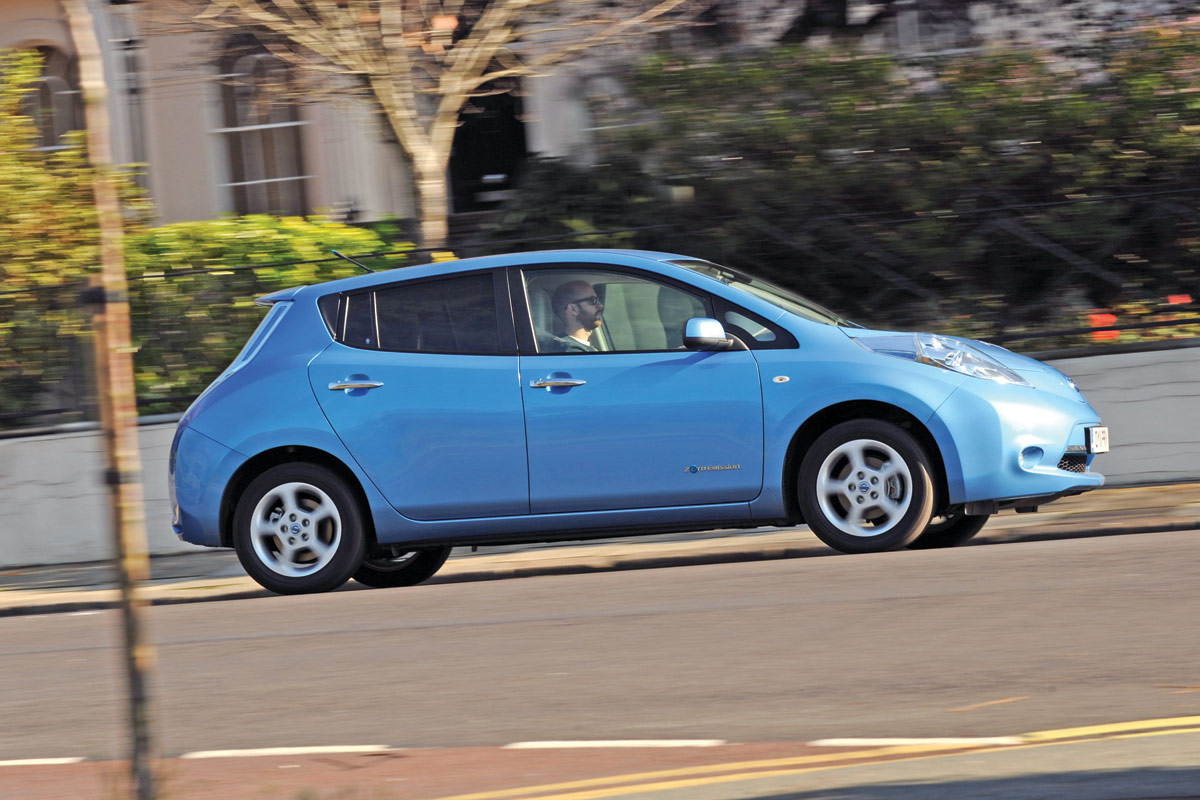 Nissan Leaf profile