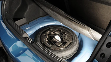 Hyundai i30 spare wheel