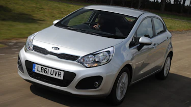 Kia Rio front tracking