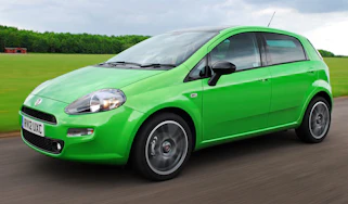 Fiat Punto TwinAir front tracking