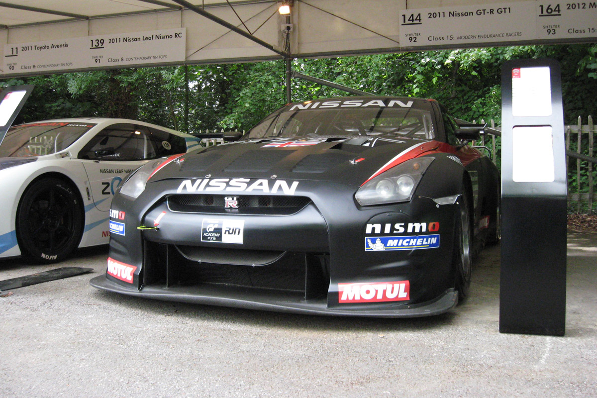 Nissan GT-R GT1