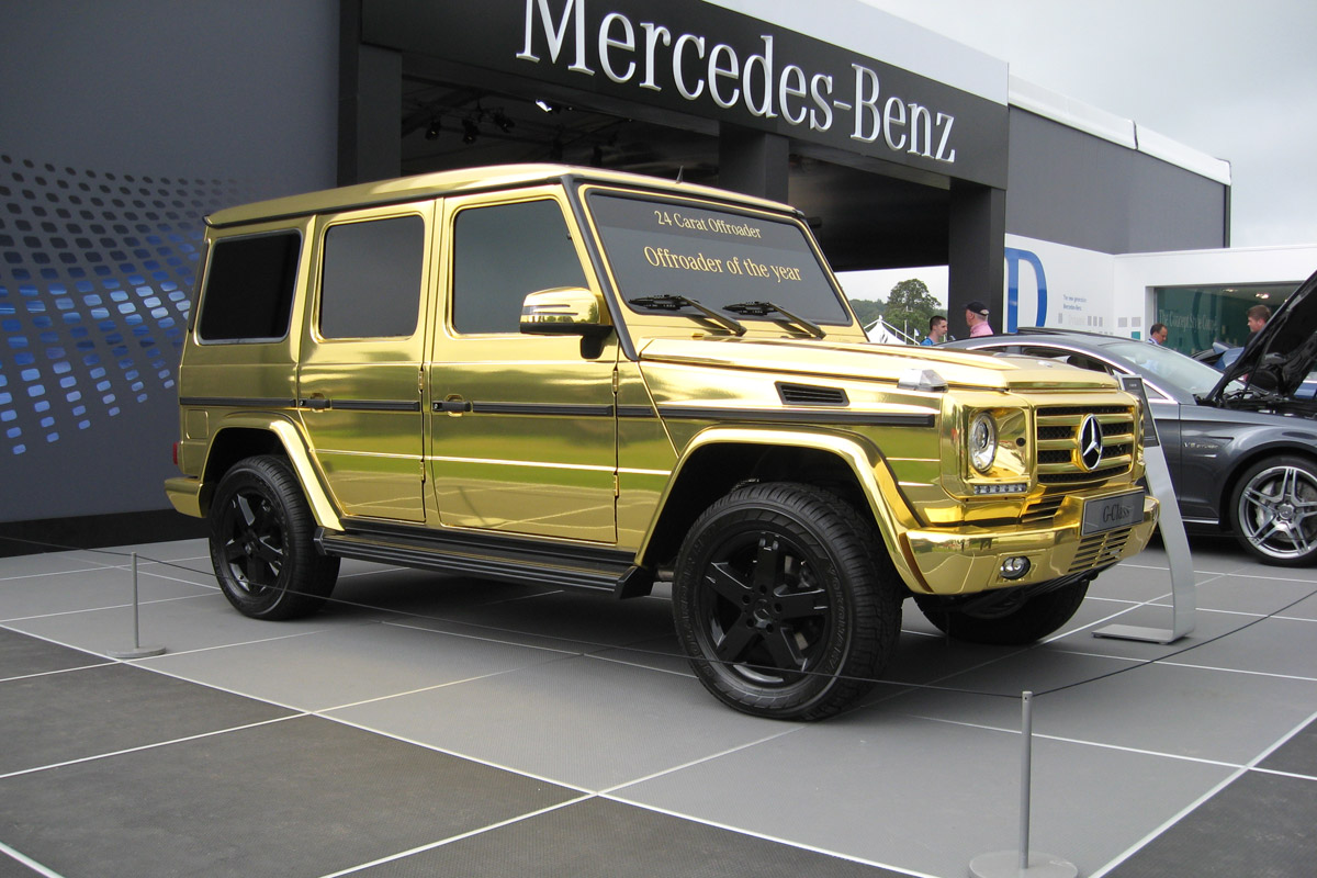 Gold Mercedes G-Wagen
