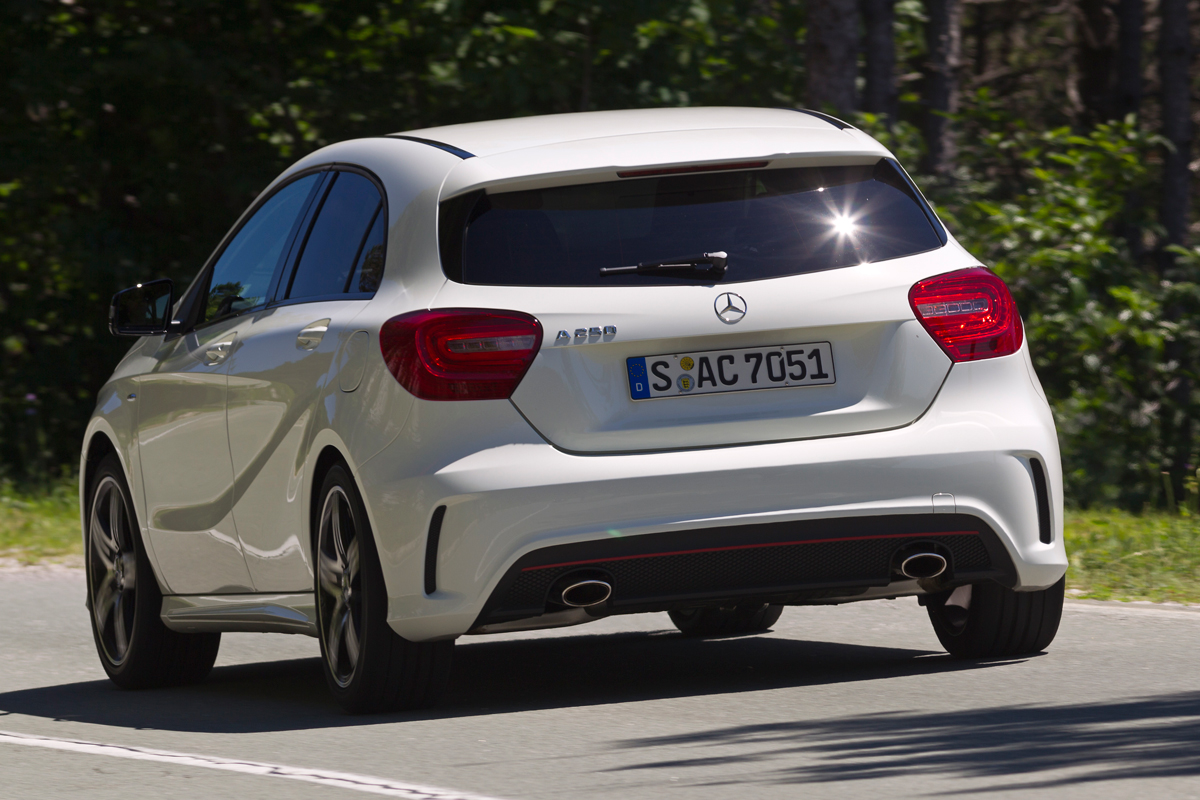 Mercedes A250 Sport rear tracking
