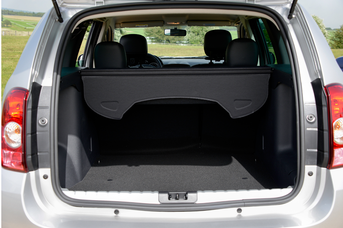 Dacia Duster boot