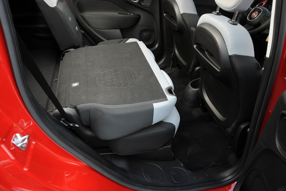 Fiat 500L seats folded
