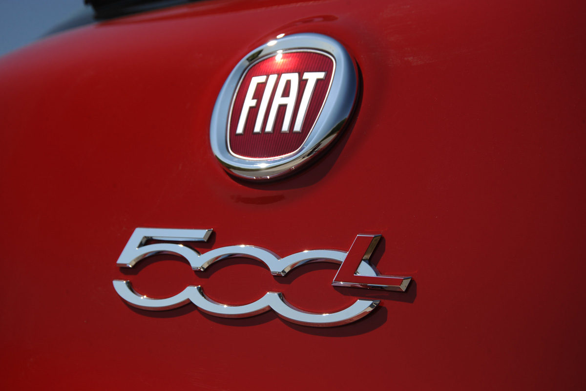 Fiat 500L badge