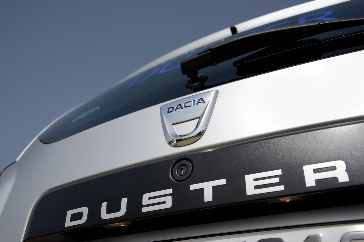 Dacia Duster badge