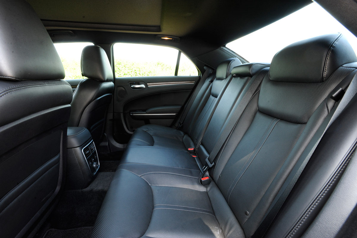 Chrysler 300C rear seat