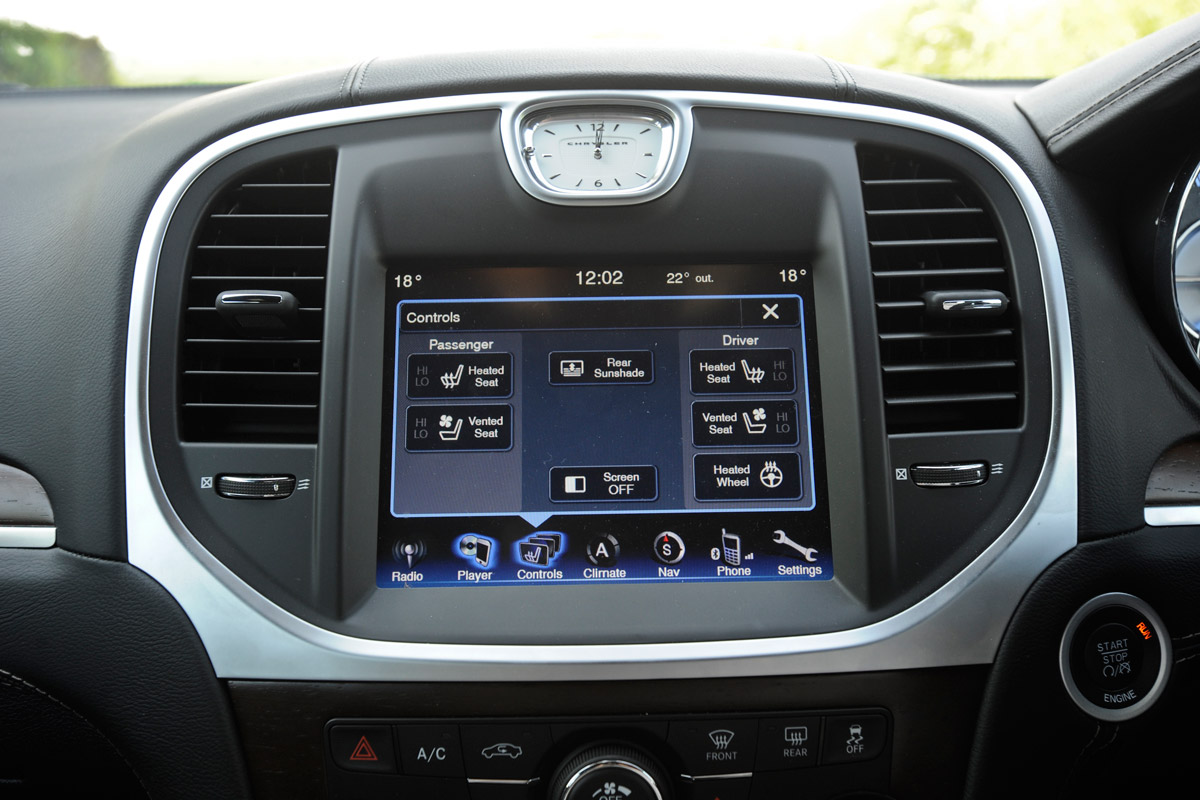 Chrysler 300C detail