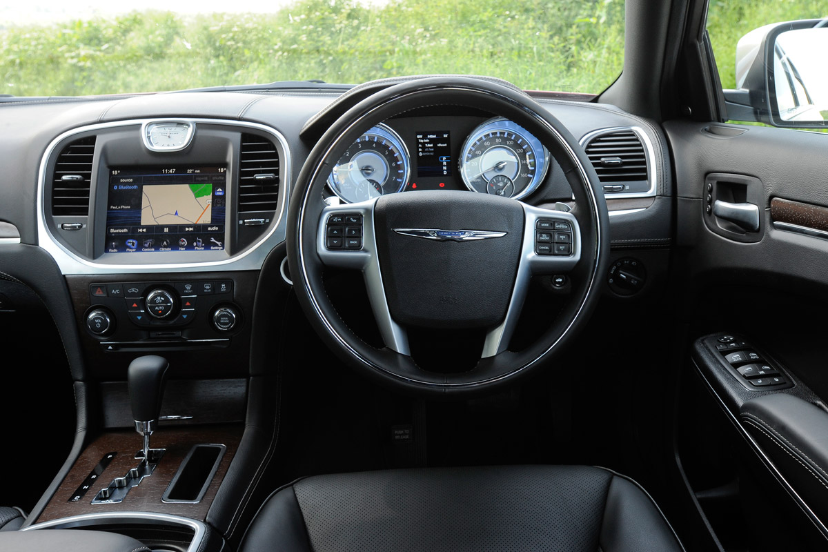 Chrysler 300C dash