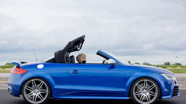 Audi TT RS Roadster roof
