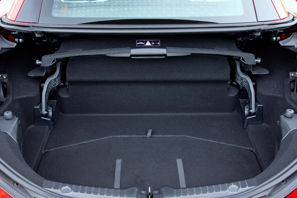 Mercedes SLK 55 AMG boot