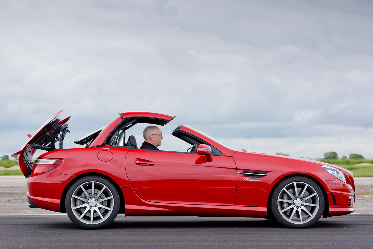 Mercedes SLK 55 AMG roof