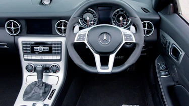 Mercedes SLK 55 AMG dash