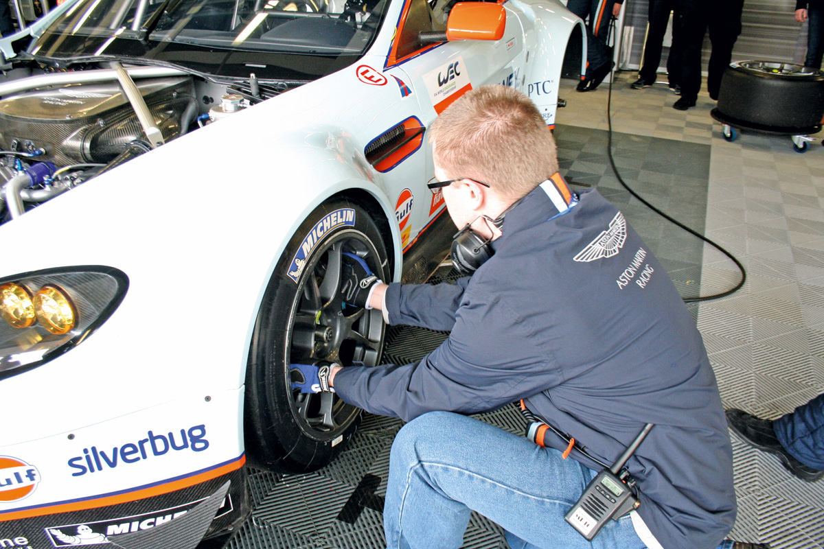 Aston Martin racing