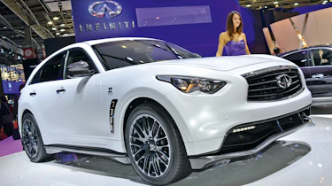 Infiniti FX Sebastian Vettel
