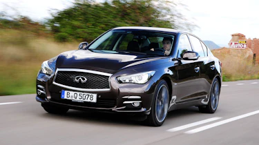 Infiniti Q50 front tracking