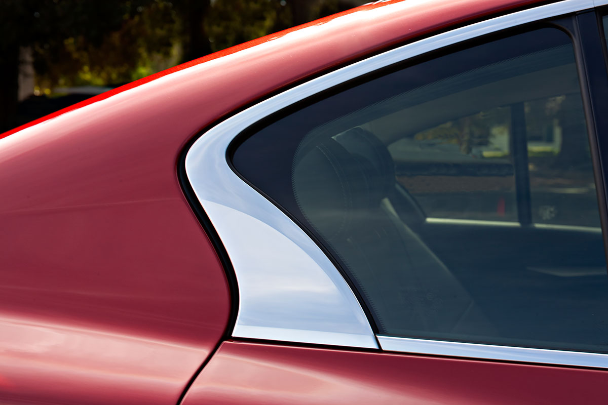 Infiniti Q50 S Hybrid Rear window