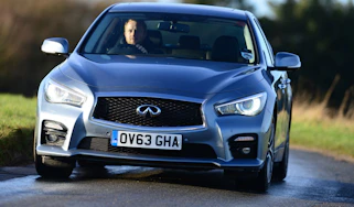 Infiniti Q50 Hybrid front action